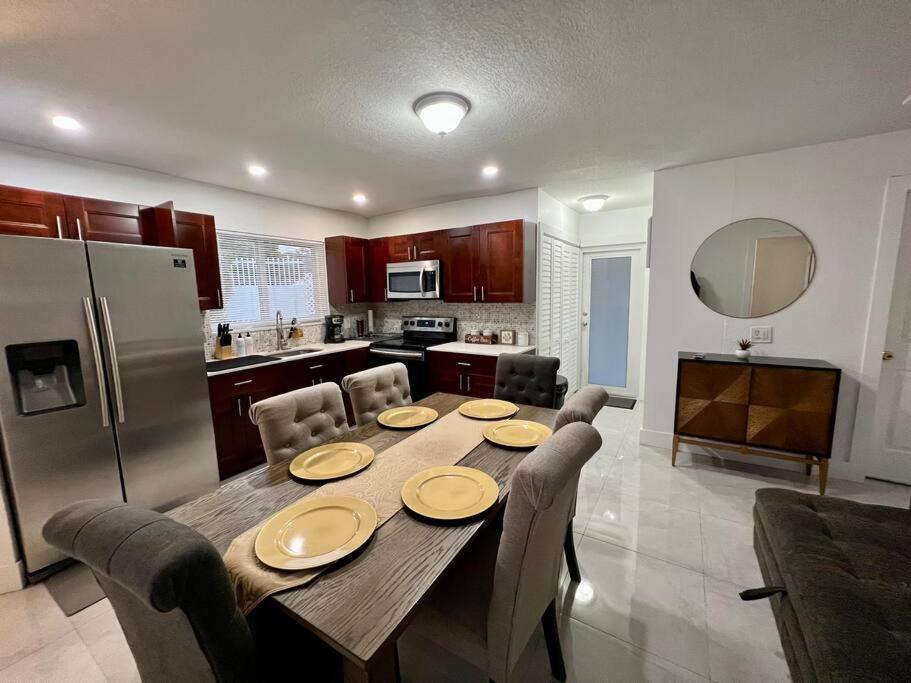 Сasa de vacaciones Comfortable House Near Downtown & Airport Miami