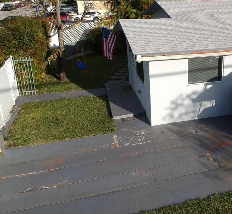 Comfortable House Near Downtown & Airport Сasa de vacaciones Miami