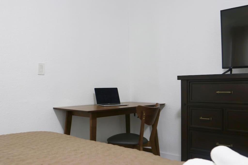 Comfortable House Near Downtown & Airport Casa vacanze *